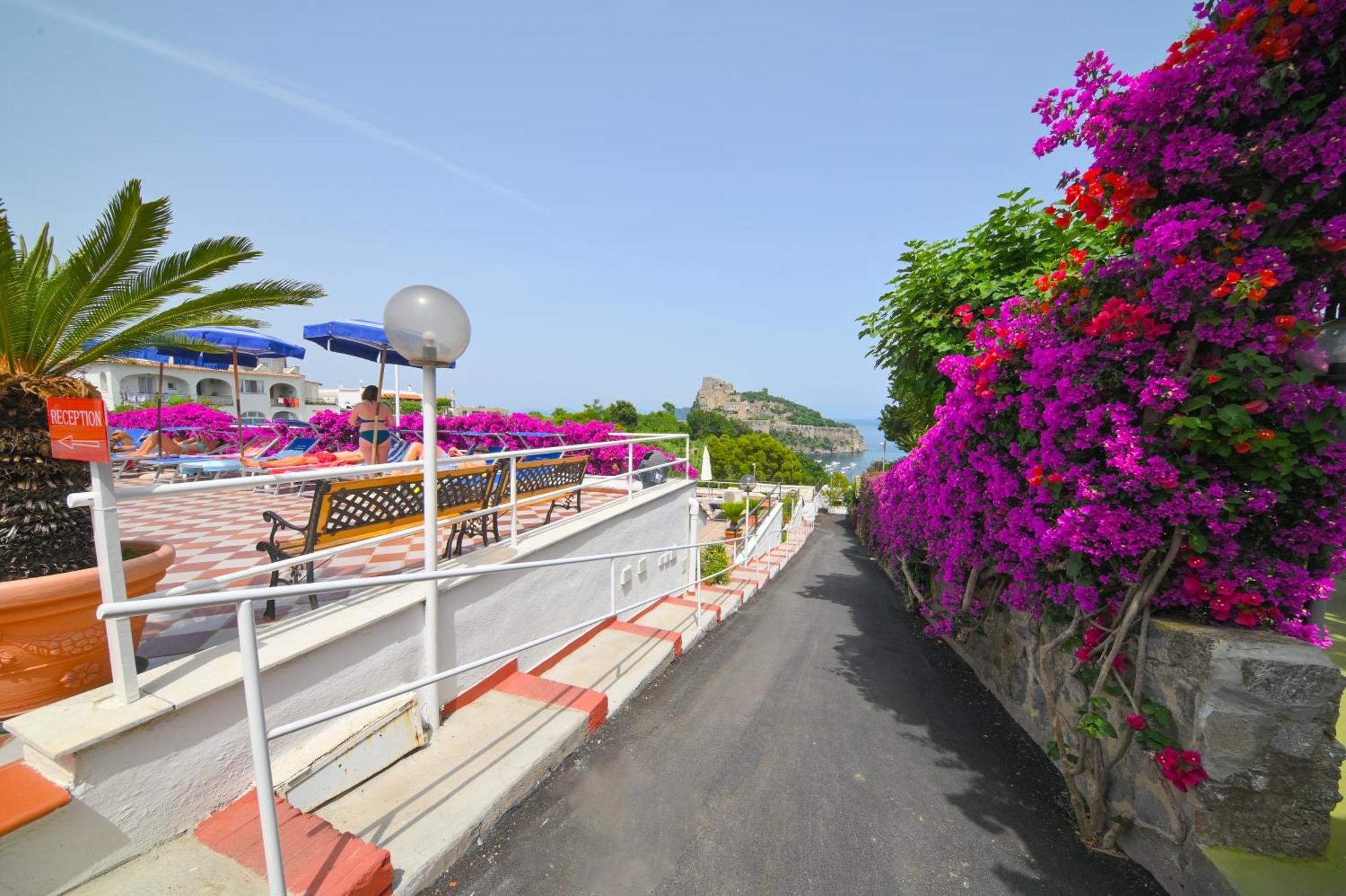 Hotel Parco Cartaromana Ischia Exterior foto